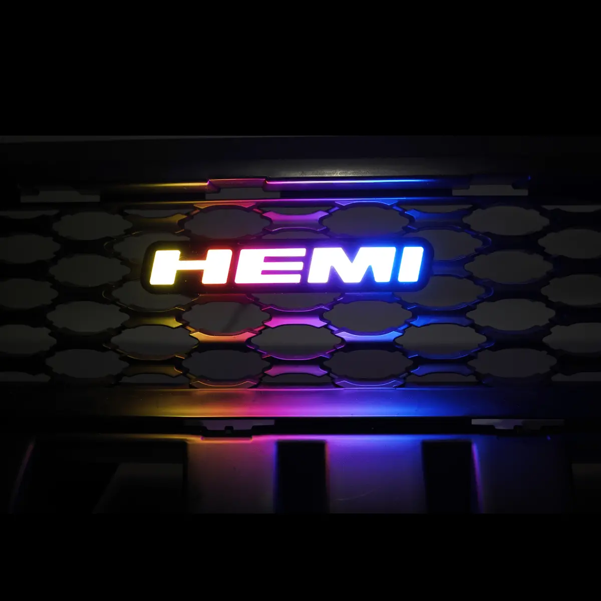 Hemi Led Badge (Multicolor Flow) 1