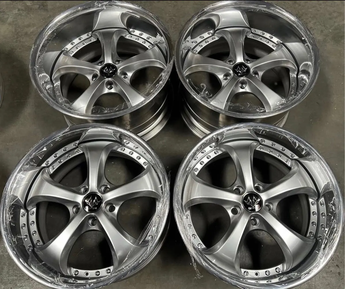 18" GMR Saint Silver Reverse Alloy Wheel – 5x100 Bolt Pattern (Refurbished Display Set)