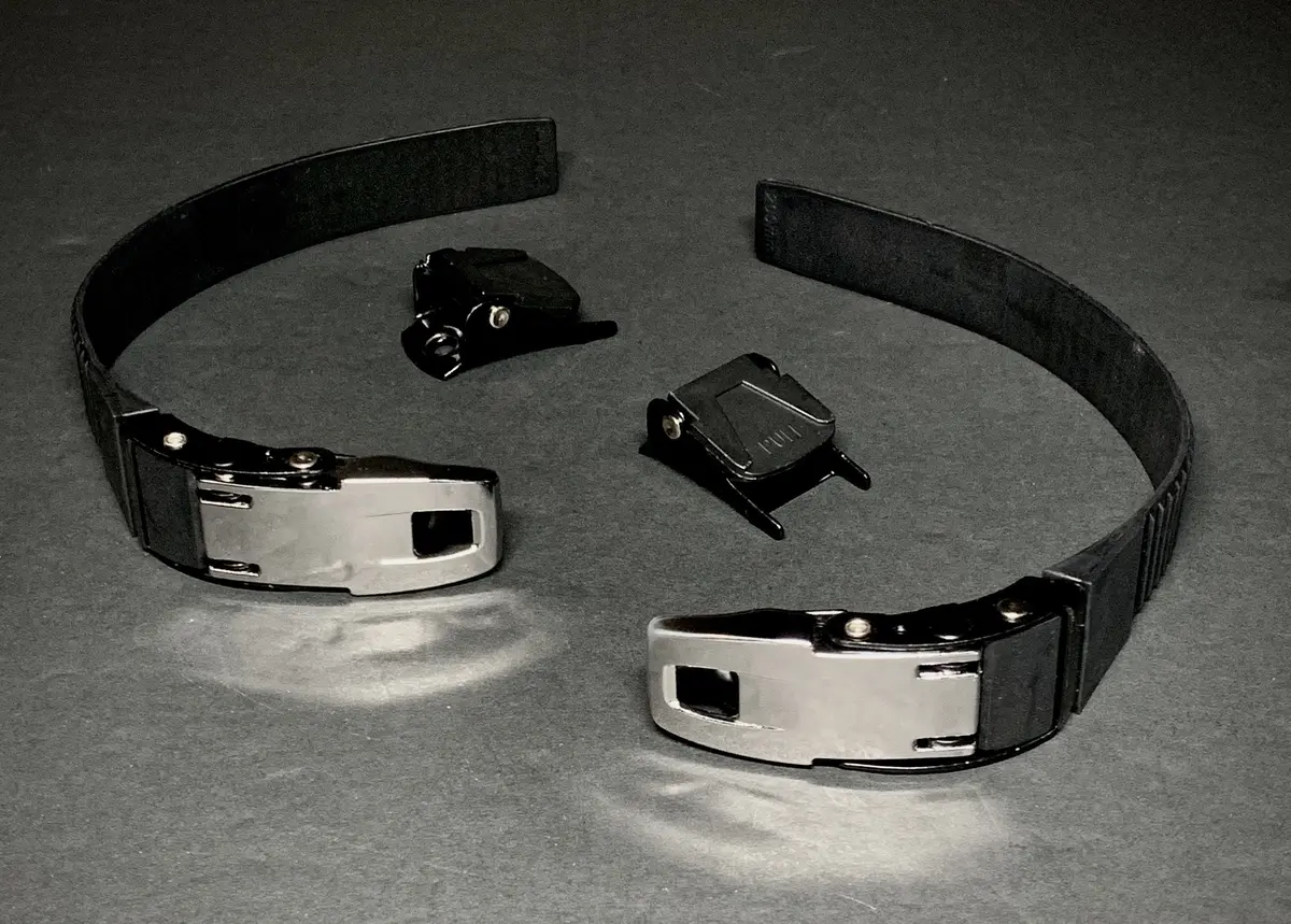 *Scratched From Transit* Them Silver Buckle/Black Strap Replacement Kit (No Hardware) 1