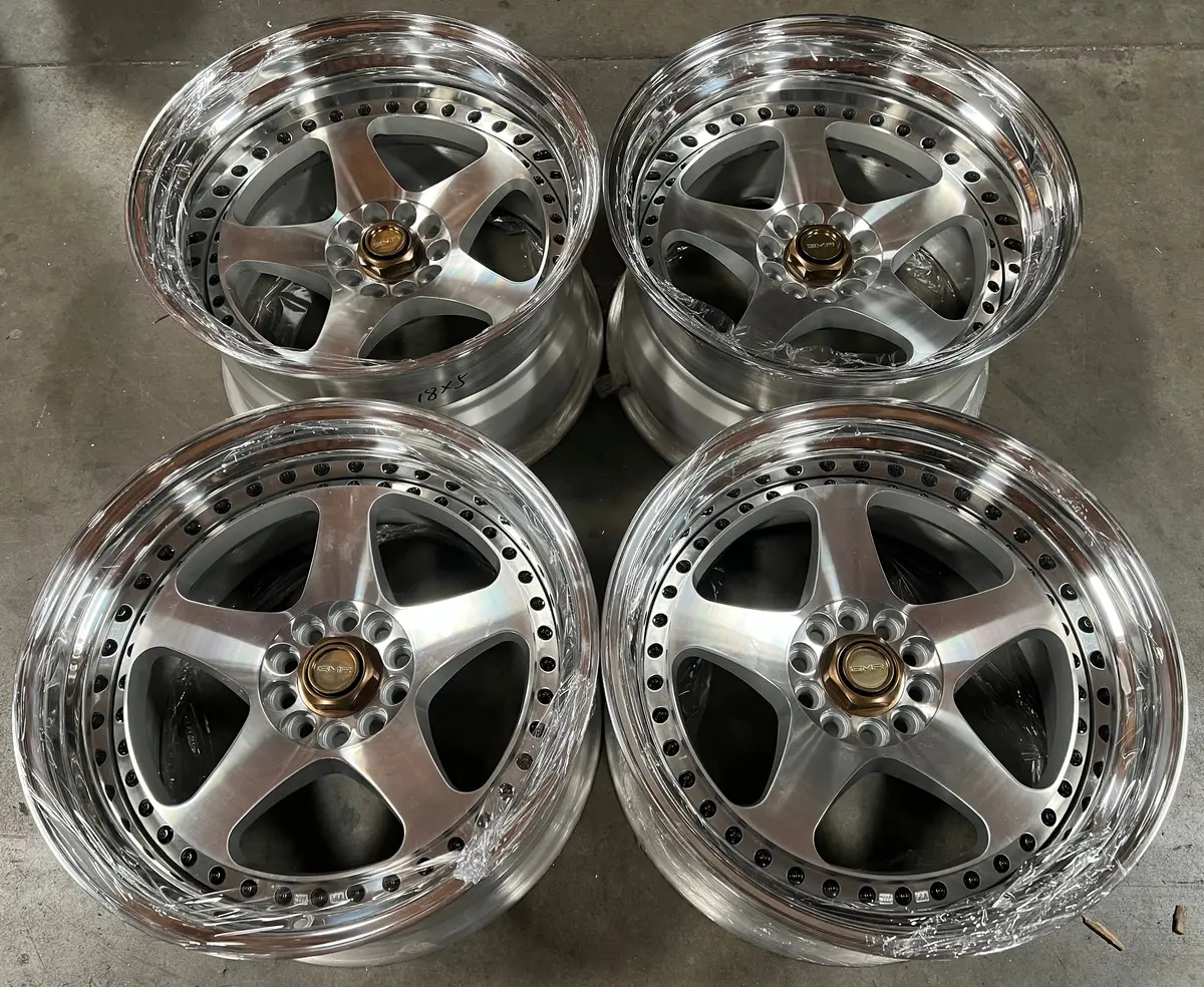 18-Inch GMR 1200-R Alloy Wheel with Diamond-Cut Finish – Compatible with 5x114.3 and 5x112 Bolt Patterns