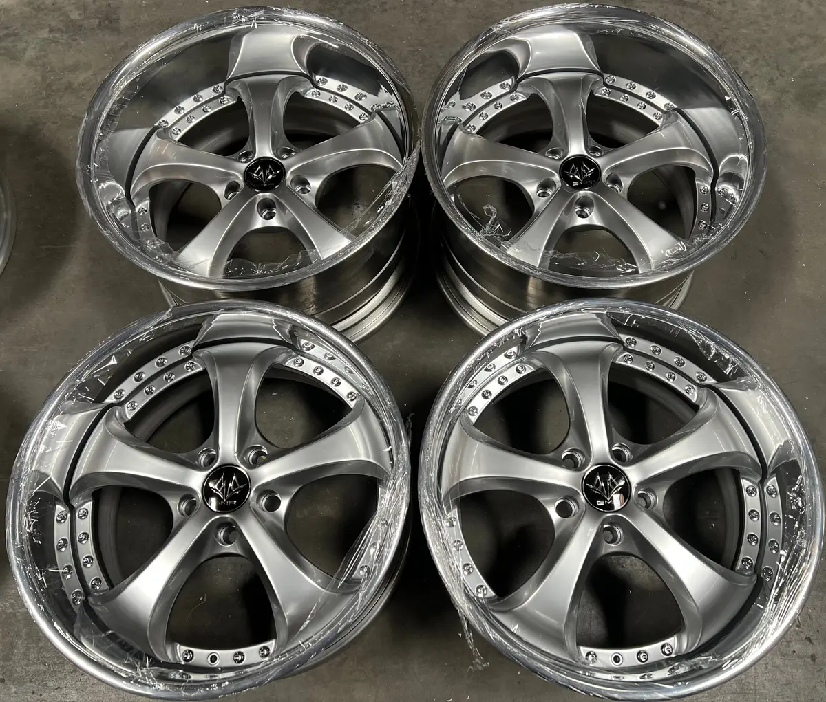 18-Inch GMR Saint Silver Alloy Wheels – 5x114.3 Bolt Pattern