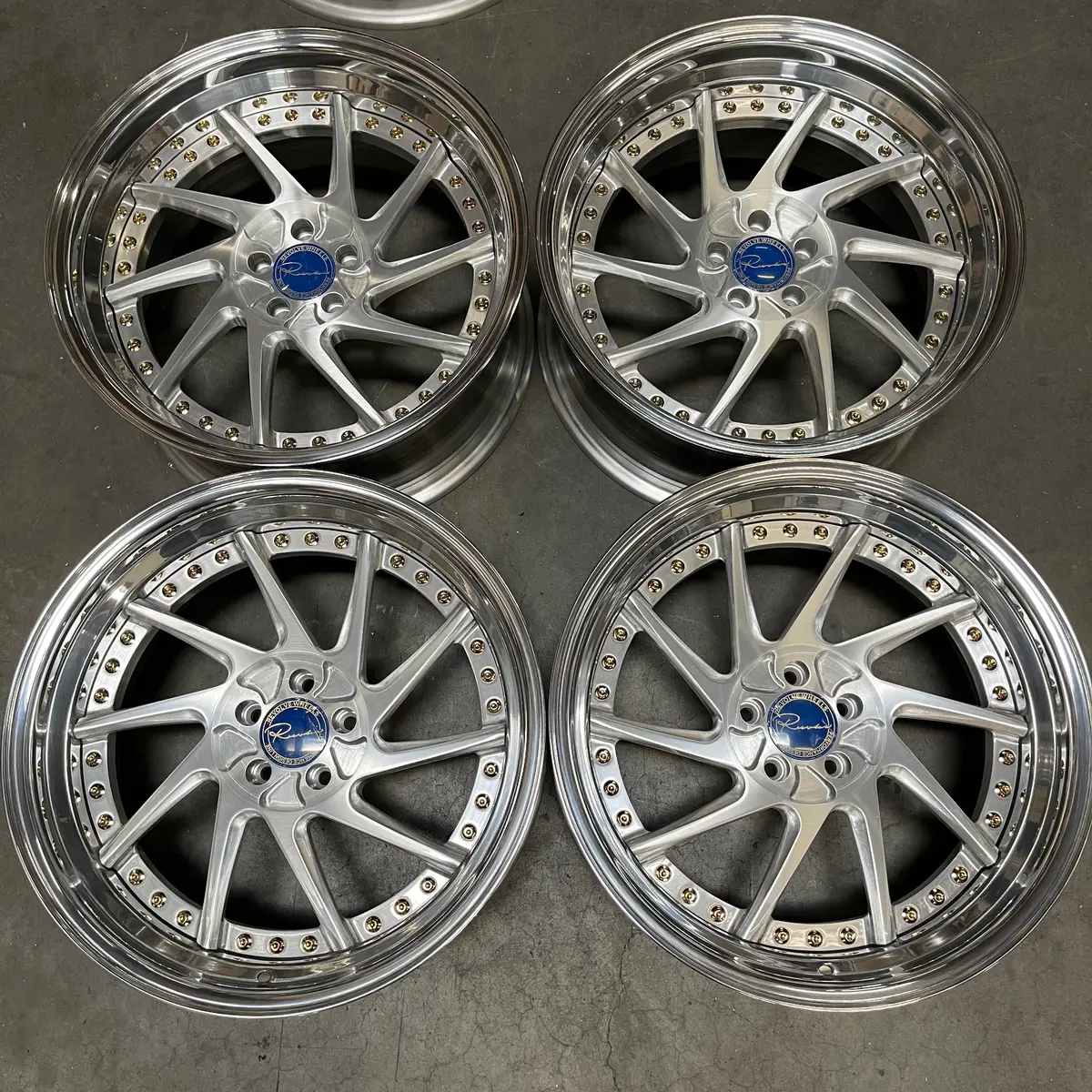 18" Revolve RVLE.10 Custom-Made Alloy Wheel – Precision-Engineered for Performance and Style