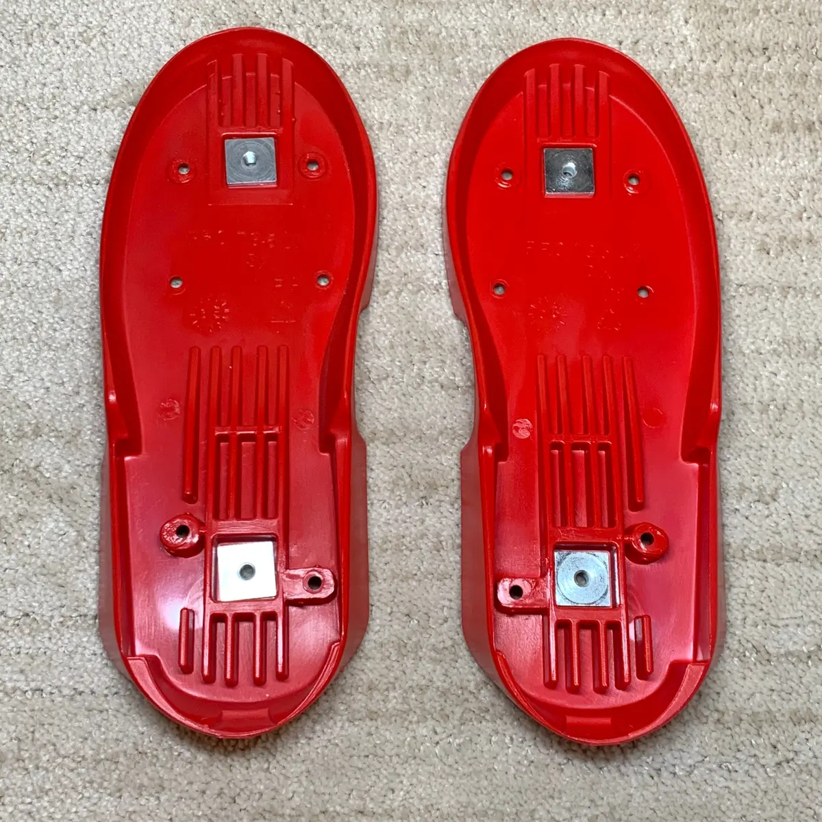Roces M12 / V13 Replacement Soulplates (Red) 5.5-7Us 1