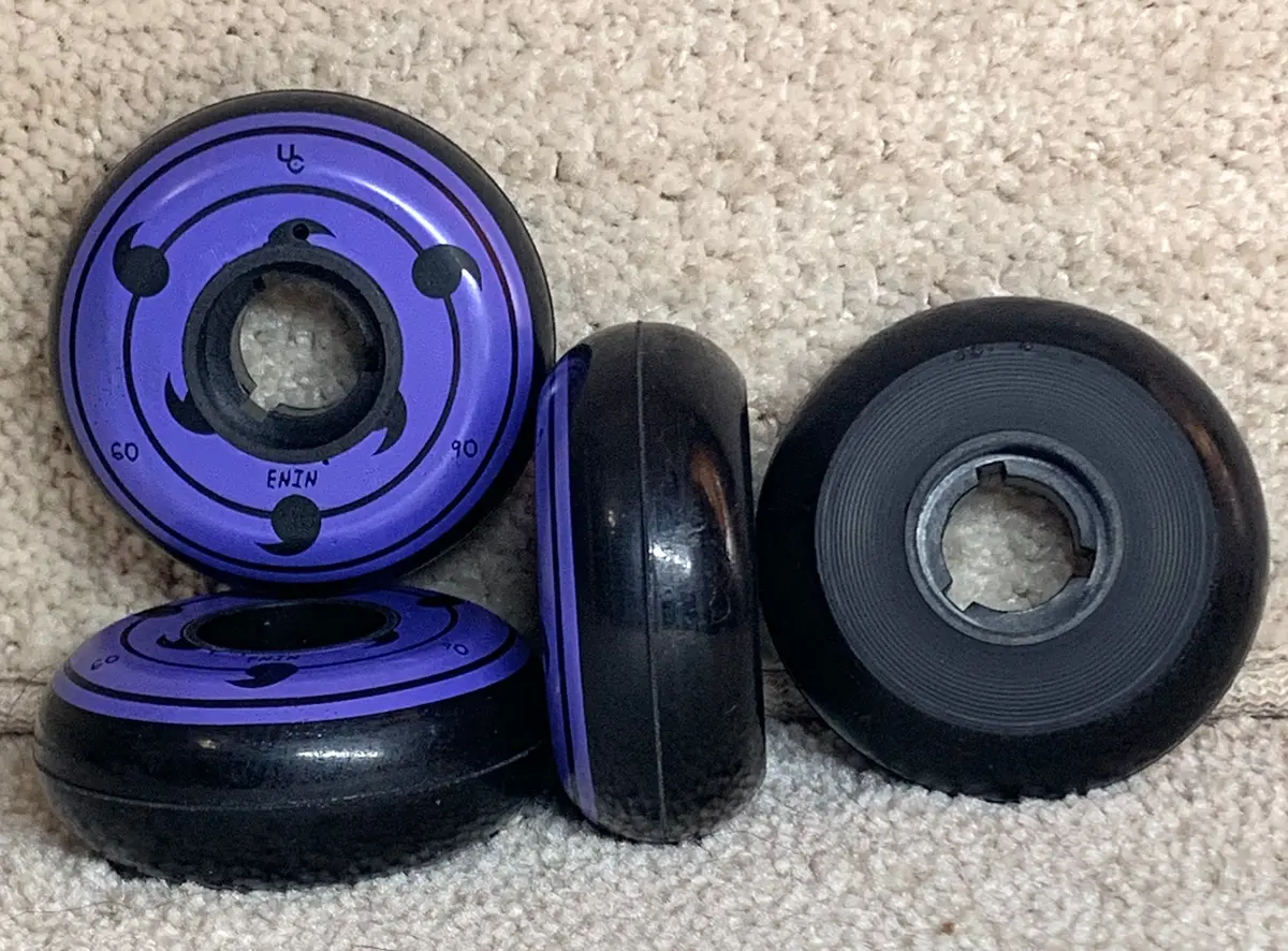 Undercover Enin Tv Series Wheel 60Mm 90A (Black Urethane W Purple Print) 1