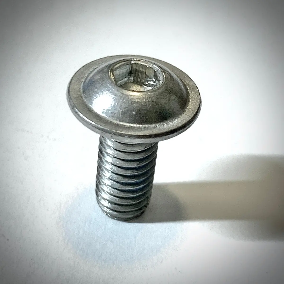 Universal Ufs Frame Mounting Bolt 1
