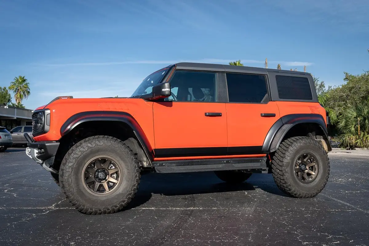 Lower Door Protection - 2021+ Bronco Raptor 1