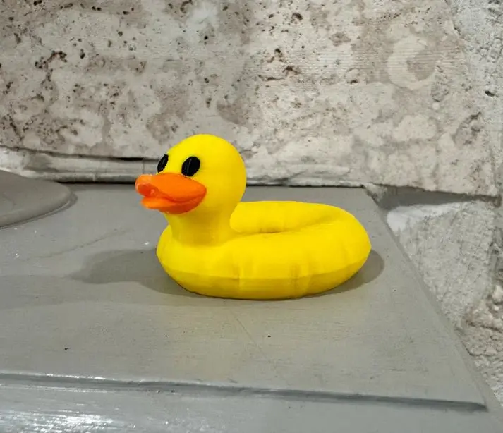 Pool Ring Yellow Duck - It Floats! 1