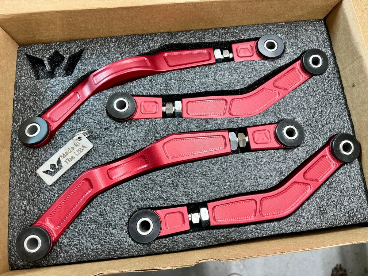 Adjustable Billet Rear Control Arms 2005-2023 Challenger/Charger 1