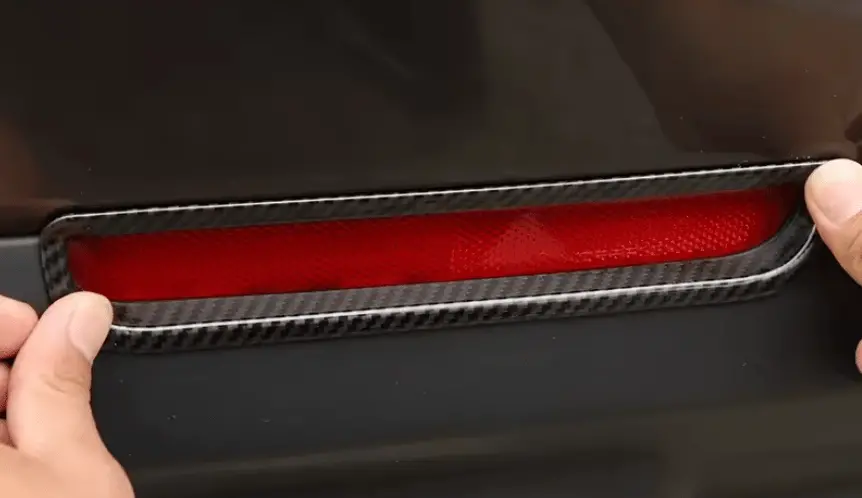 Speedlogix Carbon Print Rear Reflector Trim 2015-2023 Challenger 1
