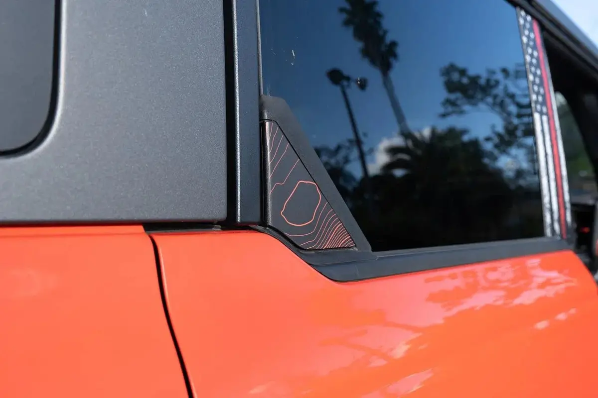 Topo Rear Window Triangle Overlay (Printed Series) - 2021+ Bronco 4 Door 1