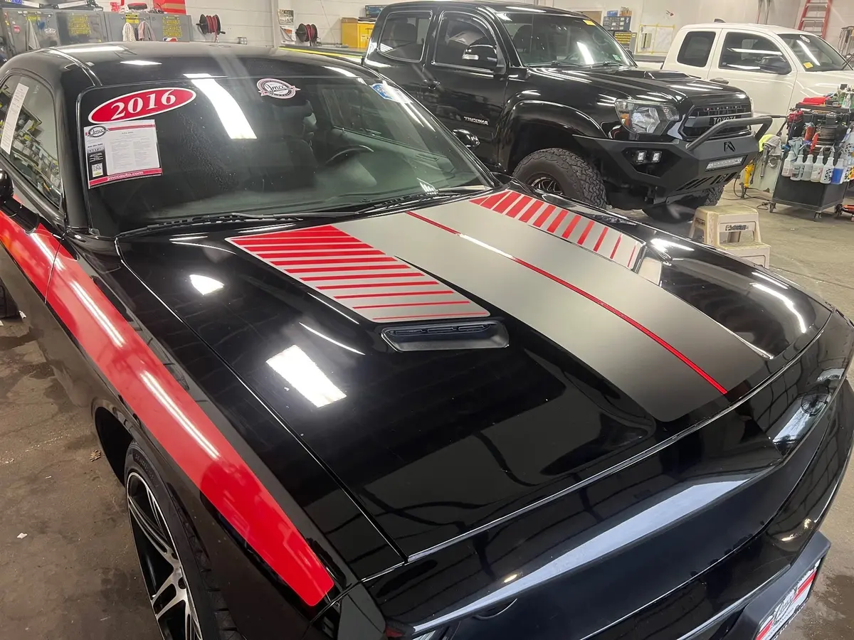 Two Tone Layered Strobe Hood For 2014-2024 Dodge Challenger 1